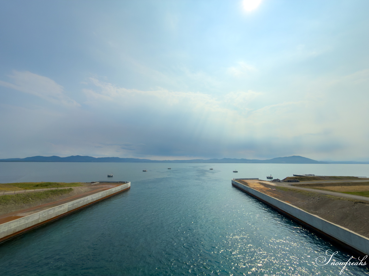 これぞ、北海道！サロマ湖とオホーツク海を望みながら『ワッカ原生花園』をのんびりサイクリング(^^)/